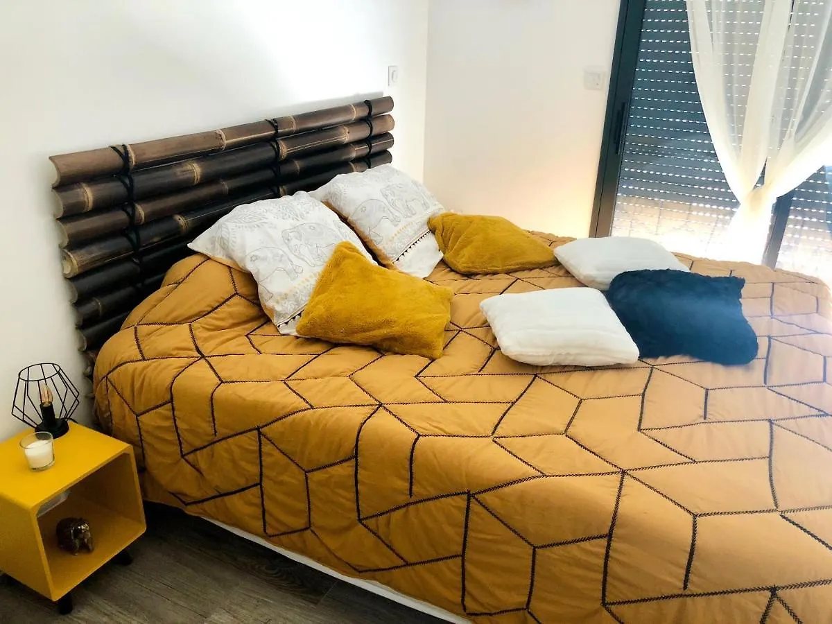 Accommodatie bij particulieren La Croisee Chambre D Hote Avec Sanitaires Partages Guereins